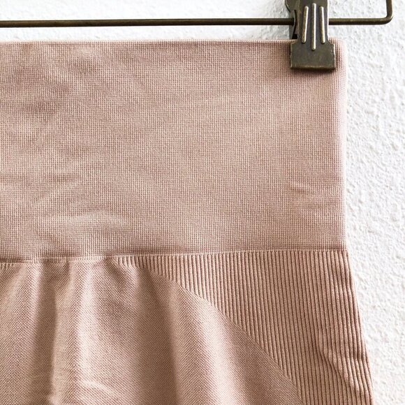 SET ACTIVE Scultpflex Ribbed Amethyst One Shoulder Bra + Leggings Size Small - Picture 11 of 13